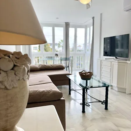 Апартаменты En Puerto Banus Jardines Tropicales1 *