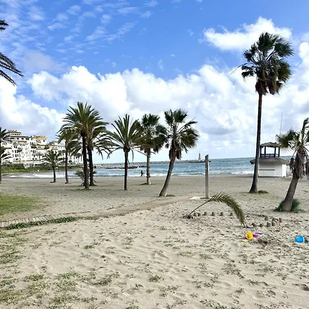 En Puerto Banus Jardines Tropicales1 Апартаменты *
