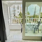 En Puerto Banus Jardines Tropicales1 * Marbella