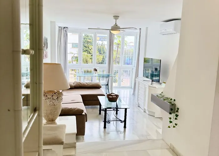 Daire En Puerto Banus Jardines Tropicales1 *